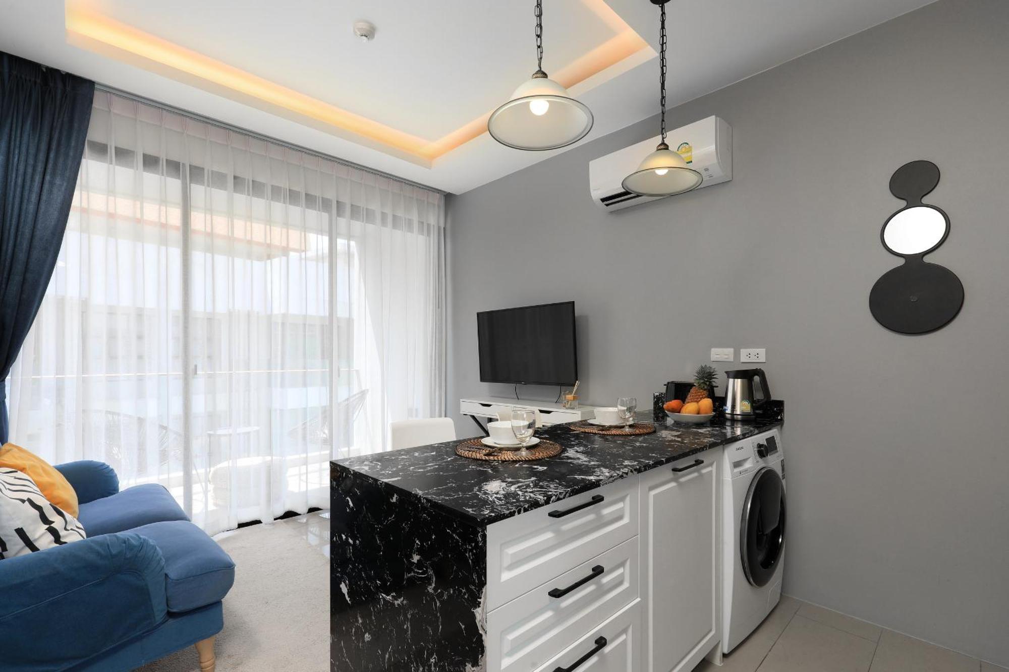 The Sea View Room In Palmyrah Surin By Holy Cow Praia de Surin Exterior foto